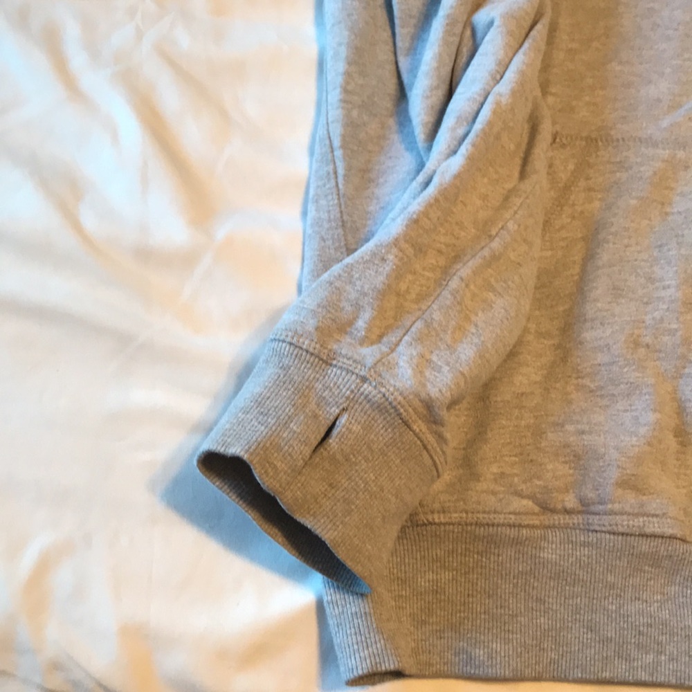Bench. Sweatshirt - Picture 5 of 7